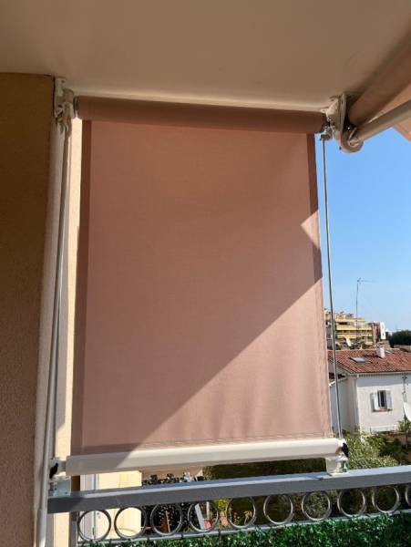 store vertical sur mesure