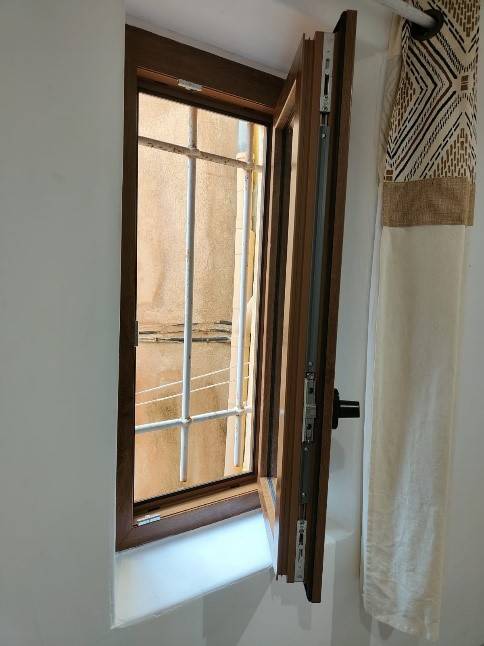 Fenêtre après remplacement par ouvrant à la française en PVC